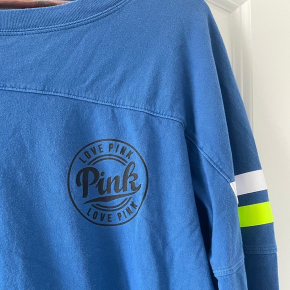 Victoria’s Secret PINK open back top - Picture 2 of 4